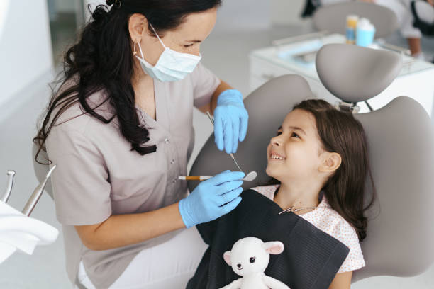 Best Broken or Chipped Tooth Repair in Topeka, IN